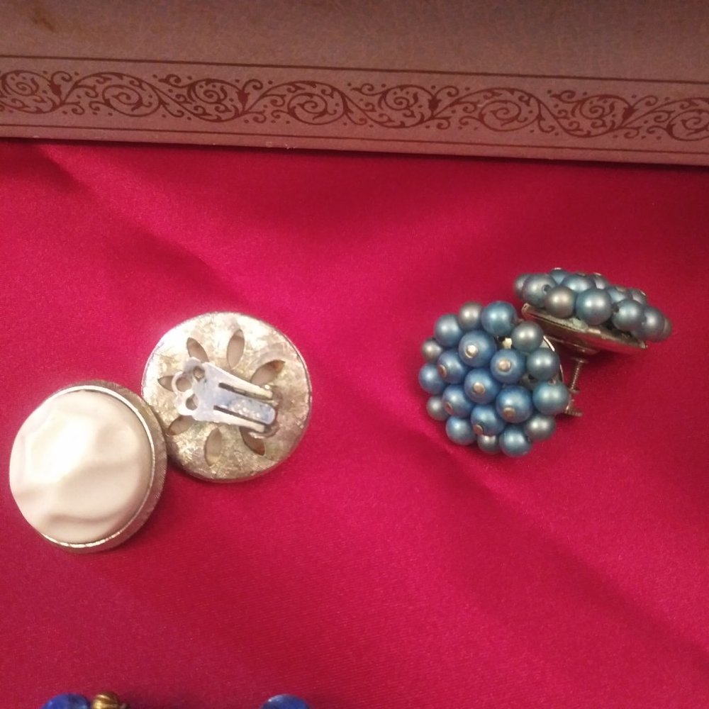 2297 Lot of 14 Pair Vintage Clip On and Screw Back Earrings - Picture 3 of 8